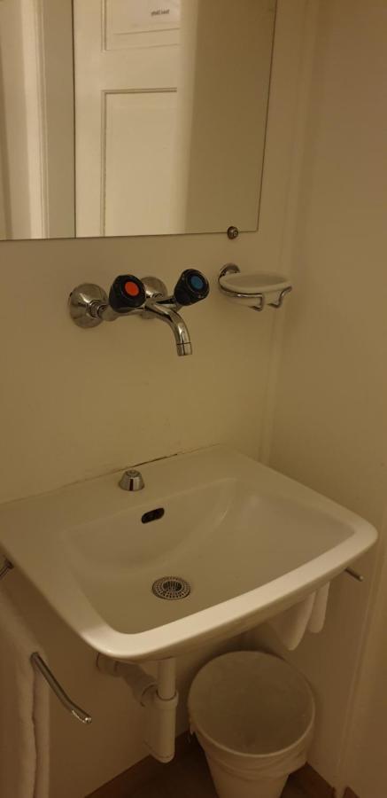 Budget Single Room