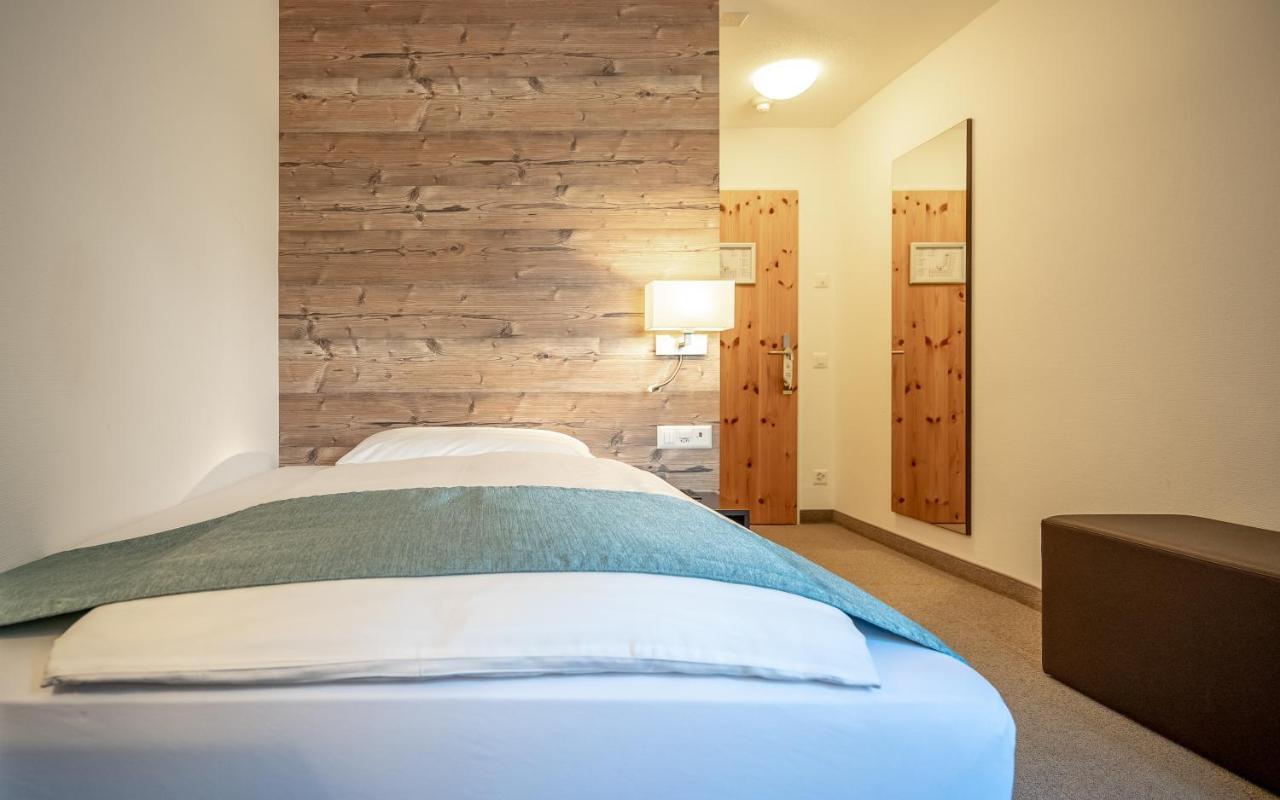 Single Room,1015219489:JPEG